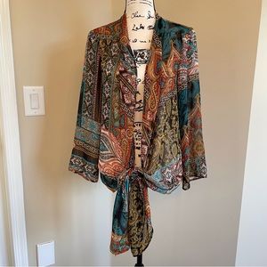 EUC Rare Chenault Shawl Blouse Size Medium